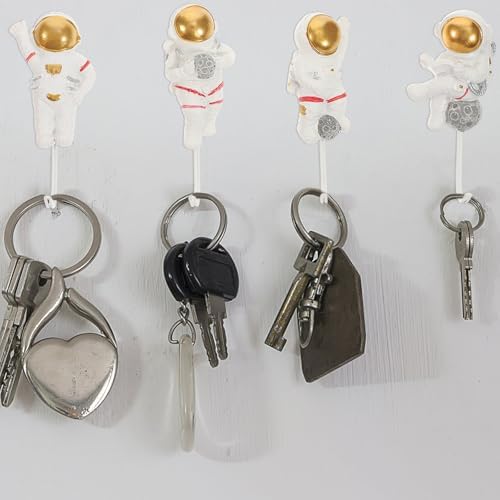 FOMIYES 4Pcs Astronaut Shape Wall Hooks 1