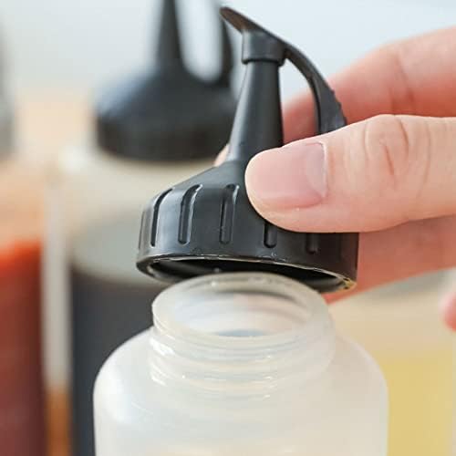 KeuLen Seasoning Jar Squeeze Oil Bottle with Sealing Cap