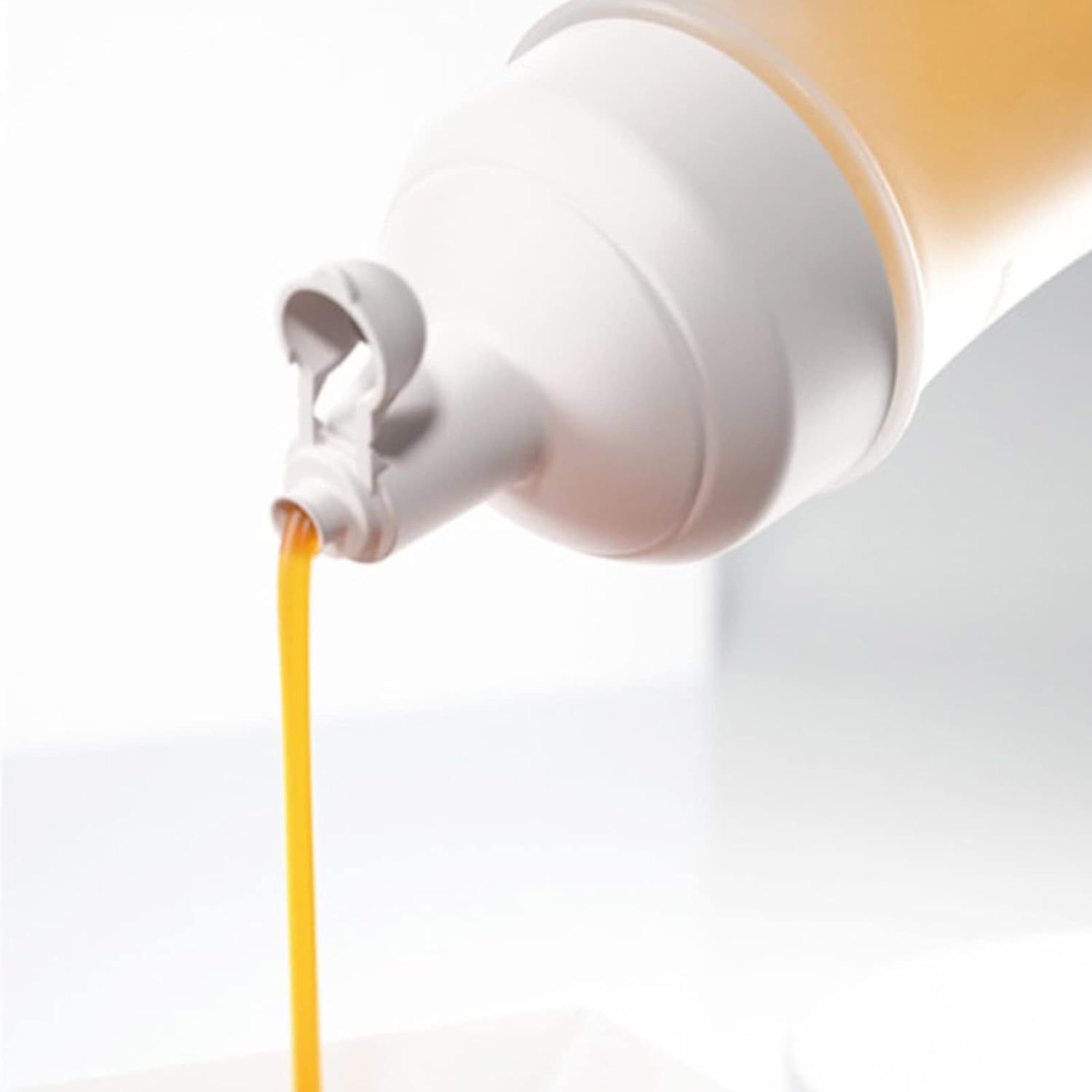 GMBYLBY Condiment Squeeze Bottle with Caps