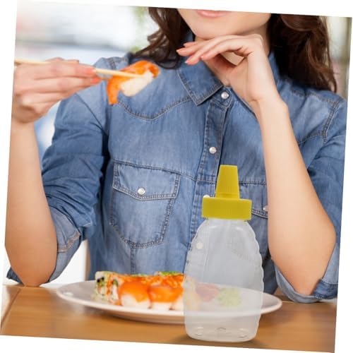 WATIIFUFU 4PC Multi-Purpose Condiment Squeeze Bottles Leakproof