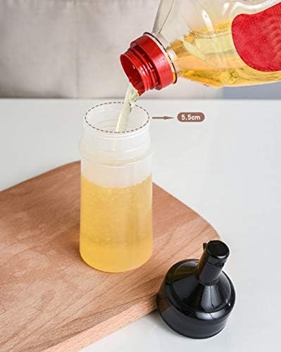 4 Pack 250ml Plastic Squeeze Bottles for Condiments