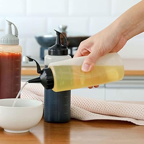 KeuLen Seasoning Jar Squeeze Oil Bottle with Sealing Cap