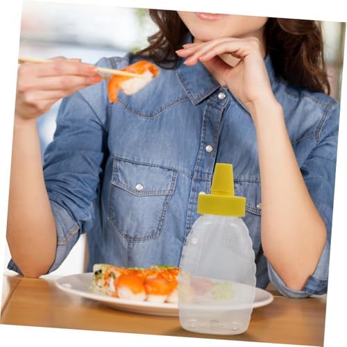 Garneck 4pcs PET Squeeze Condiment Bottles