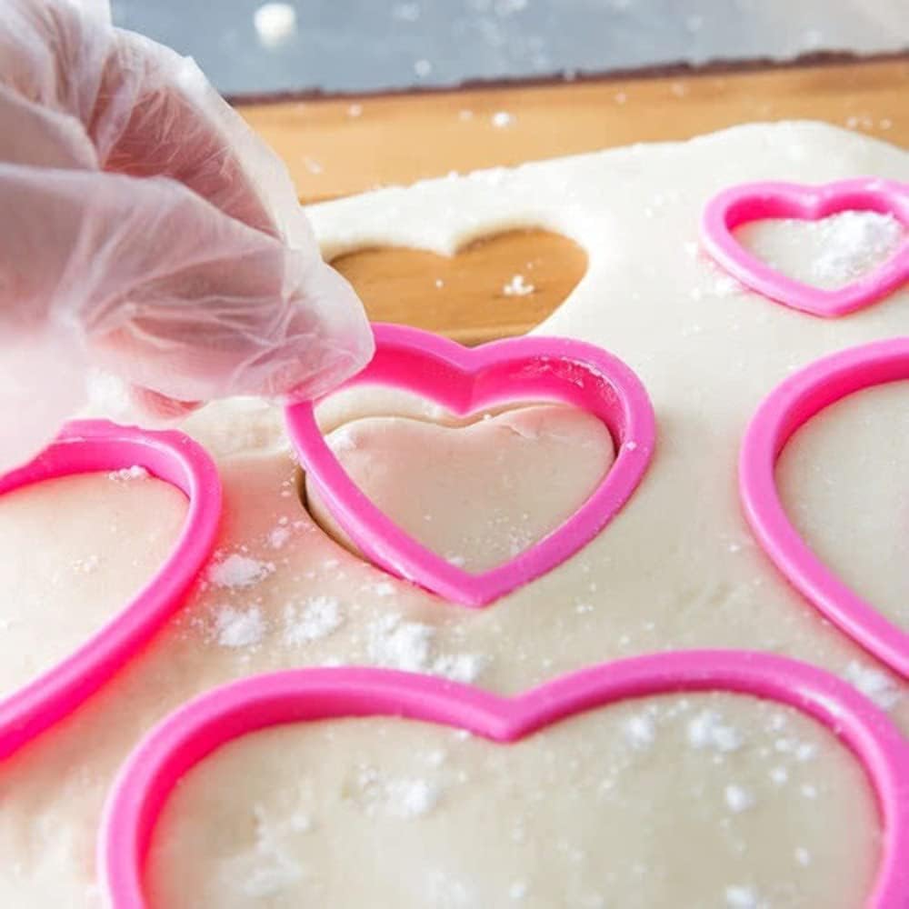 Wilton Nesting Heart Cutter Set 225-42 Inch