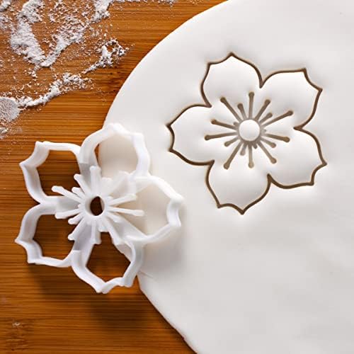 Bakerlogy Sakura Cookie Cutter 1 Piece 1