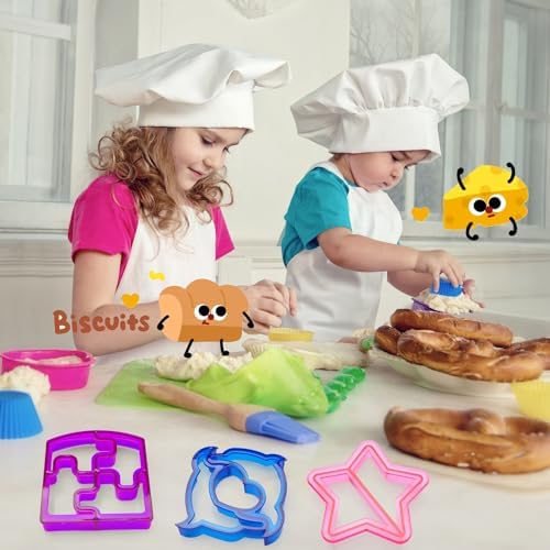 IELEK Sandwich Bread Cutters Shape Set for Kids 1