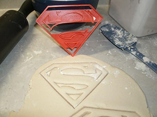 YNGLLC SUPERHEROES COMICS Cookie Cutters Set of 6