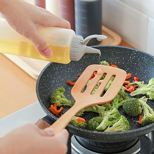 KeuLen Seasoning Jar Squeeze Oil Bottle with Sealing Cap