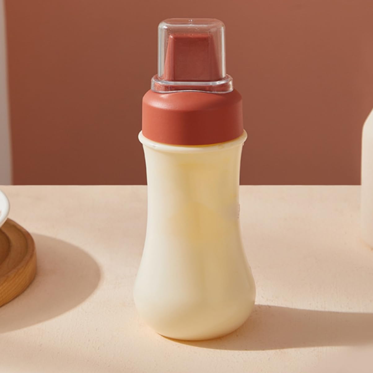 Unomor 5-Hole Squeeze Condiment Bottle with Red Cap 350ml