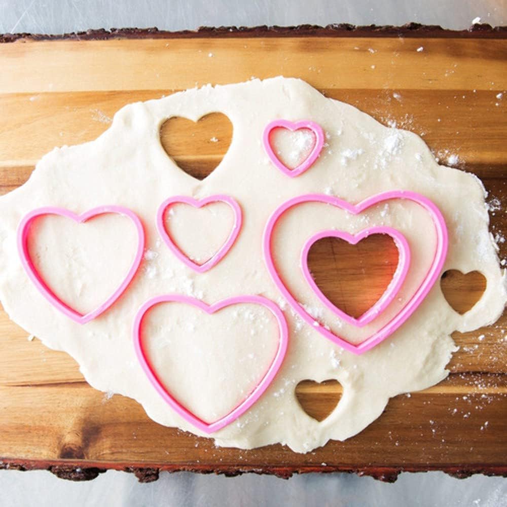 Wilton Nesting Heart Cutter Set 225-42 Inch