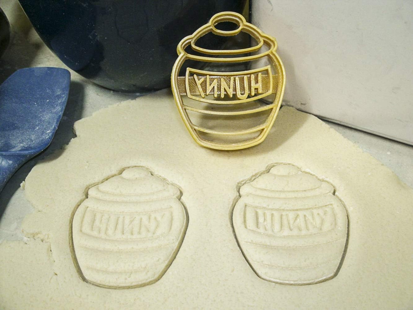 WINNIE THE POOH ADVENTURE THEME COOKIE CUTTERS SET OF 4