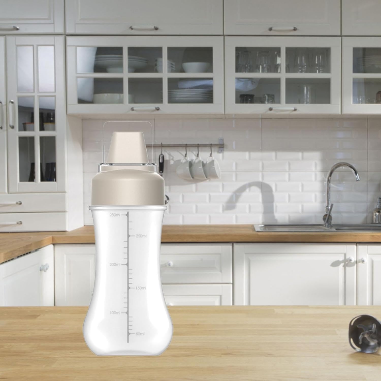 5-Hole Squeeze Bottle with Clear Lid - 350ml Condiment Container