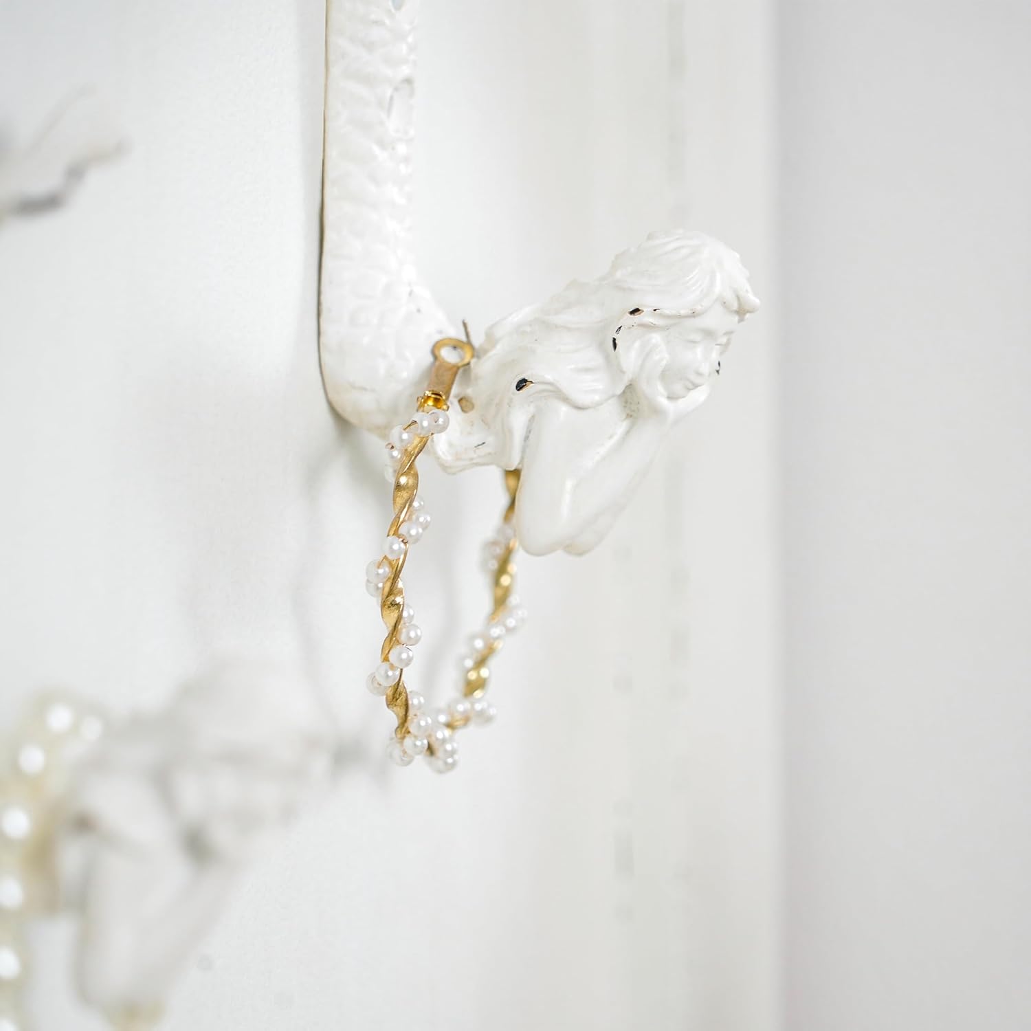 Soffee Design 4pcs White Mermaid Metal Coat Hooks 1