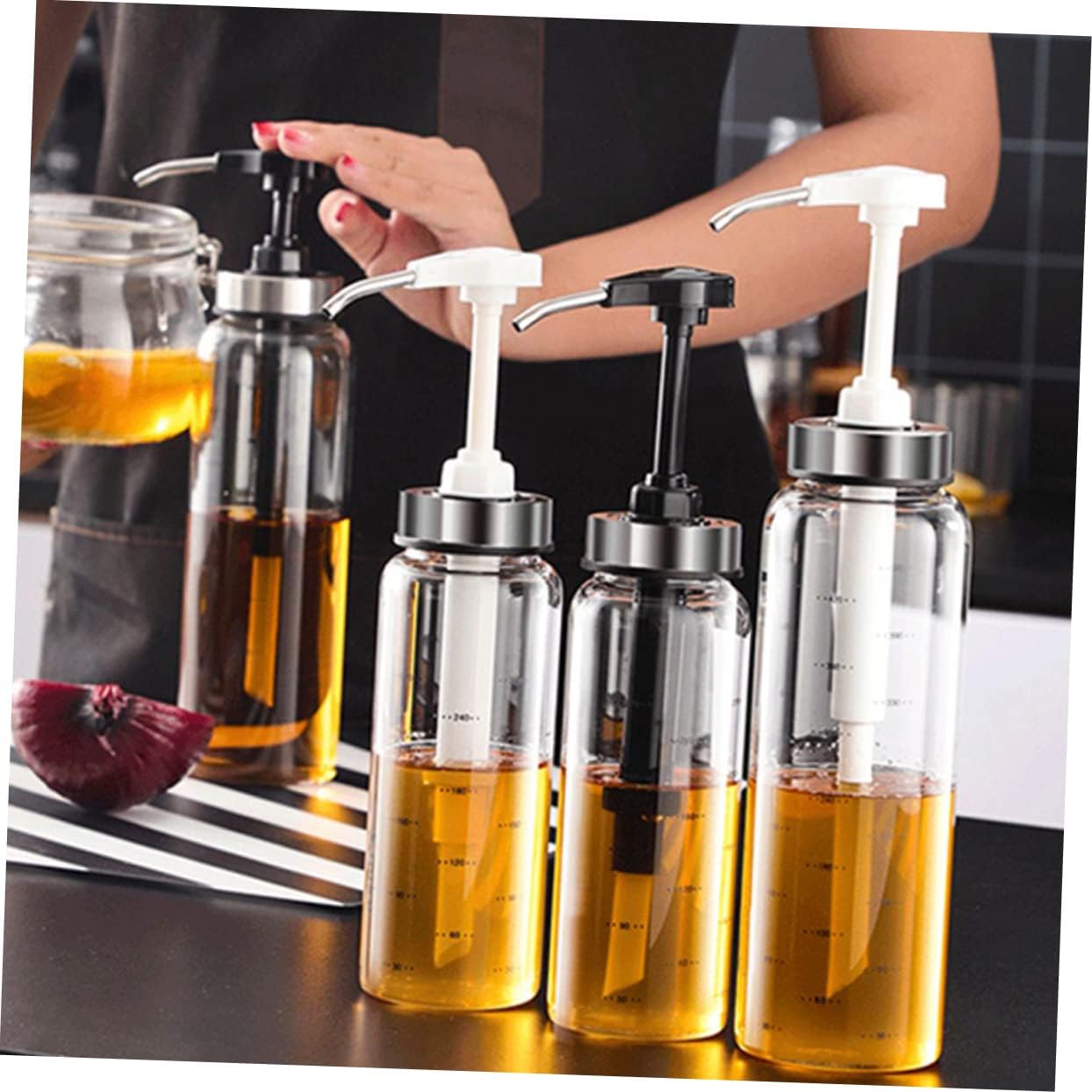 PRETYZOOM Reusable Honey Dispenser Pump Glass Bottle with Scales