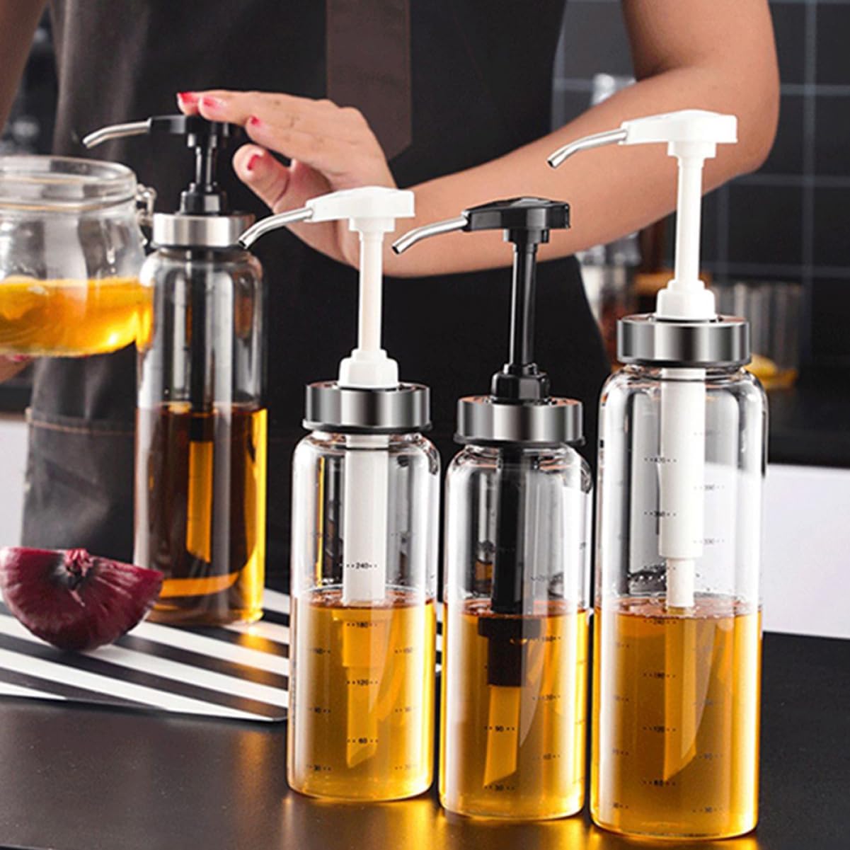 GRIRIW 500ml Honey Dispenser Jar with Easy Press Pump 1