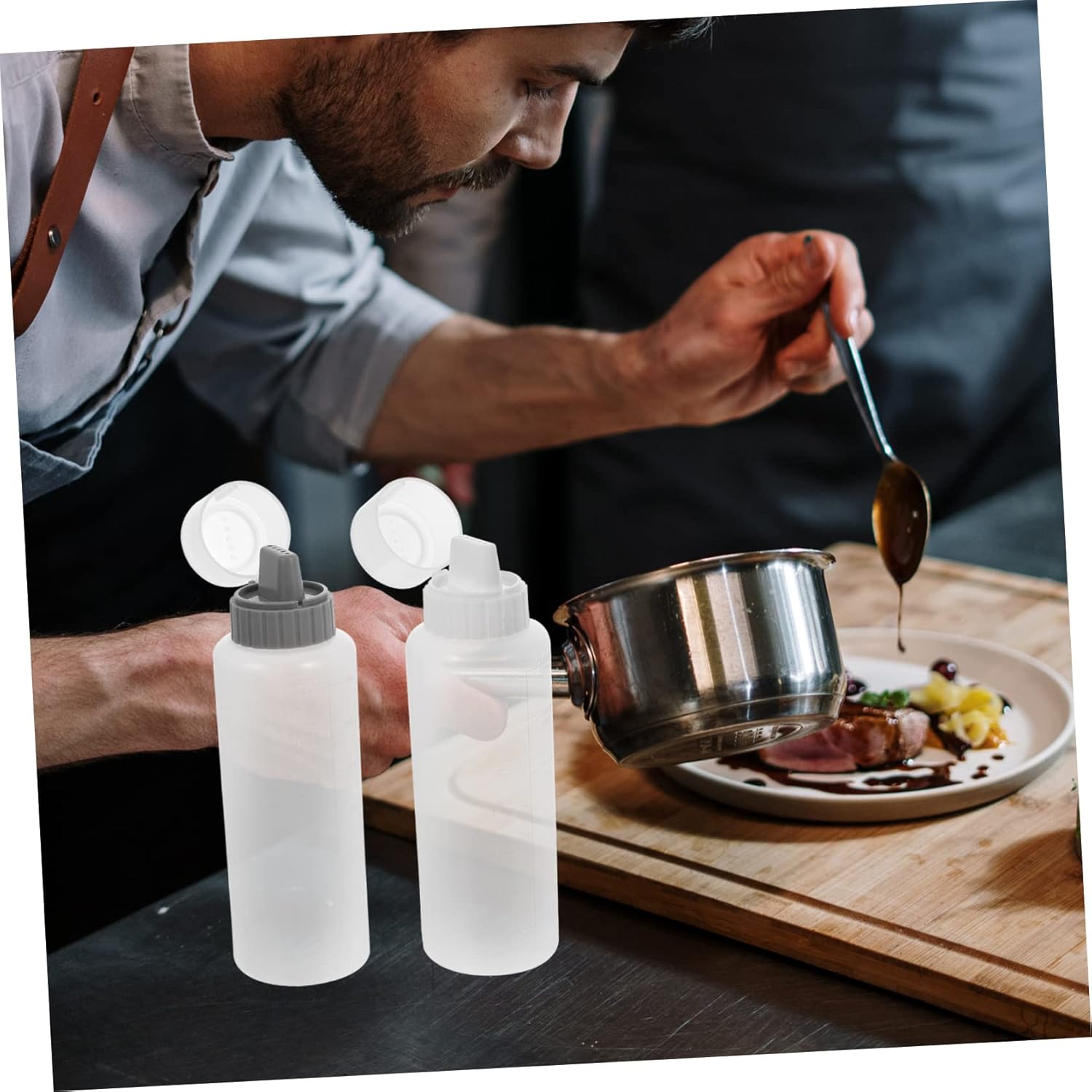 PRETYZOOM 4Pcs Condiment Squeeze Bottles with 5 Nozzle Holes