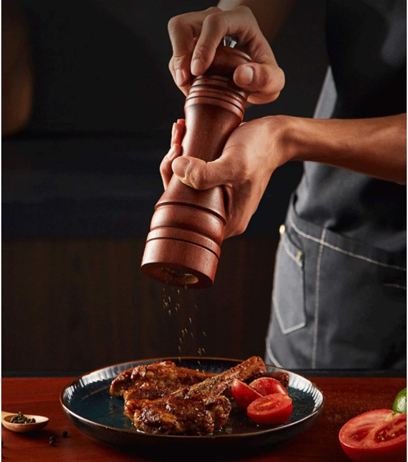 Solid Wood Pepper Mill with Adjustable Ceramic Grinding