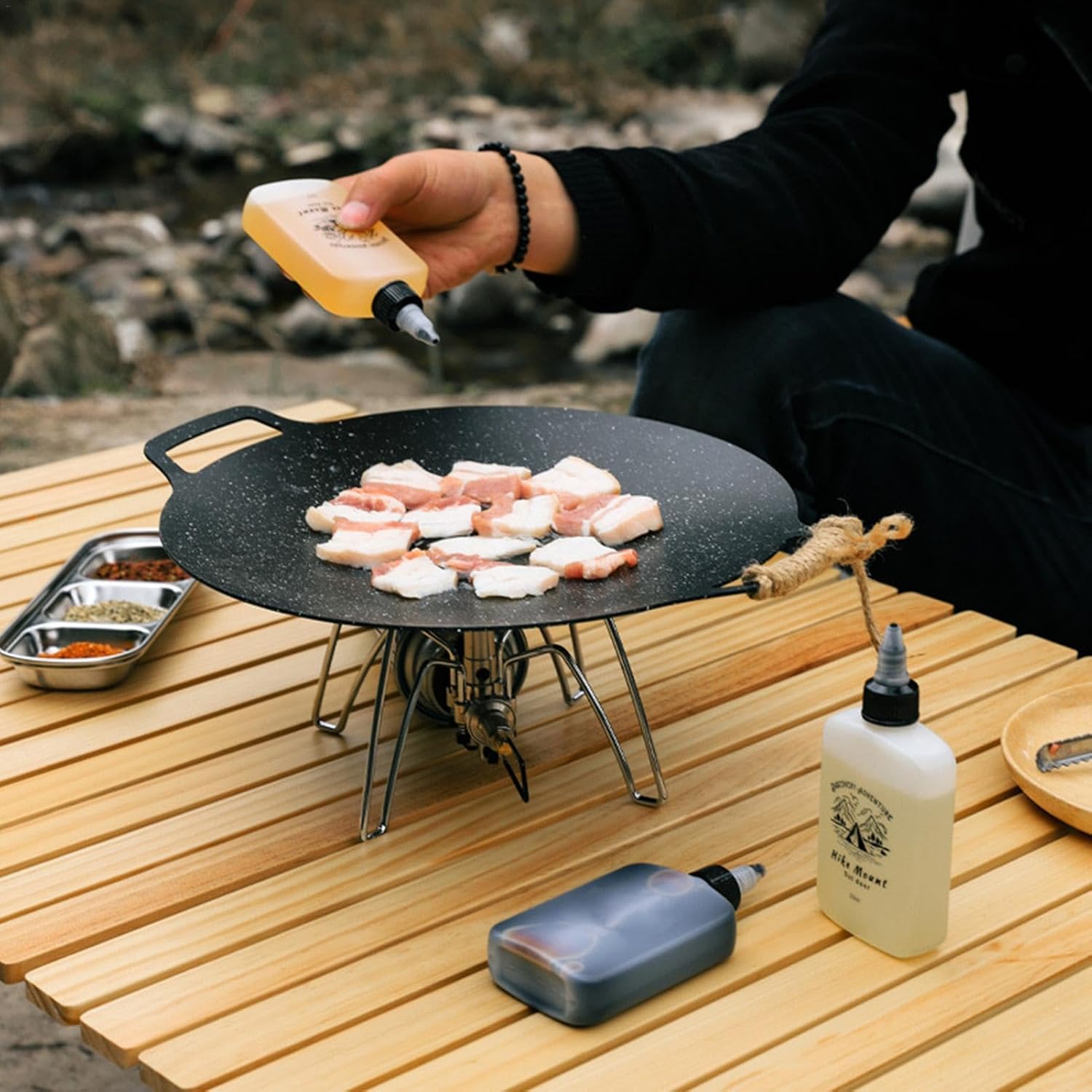 Condiment Squeeze Bottles - 120ml Leak-Proof Oil Jar for Outdoor Use