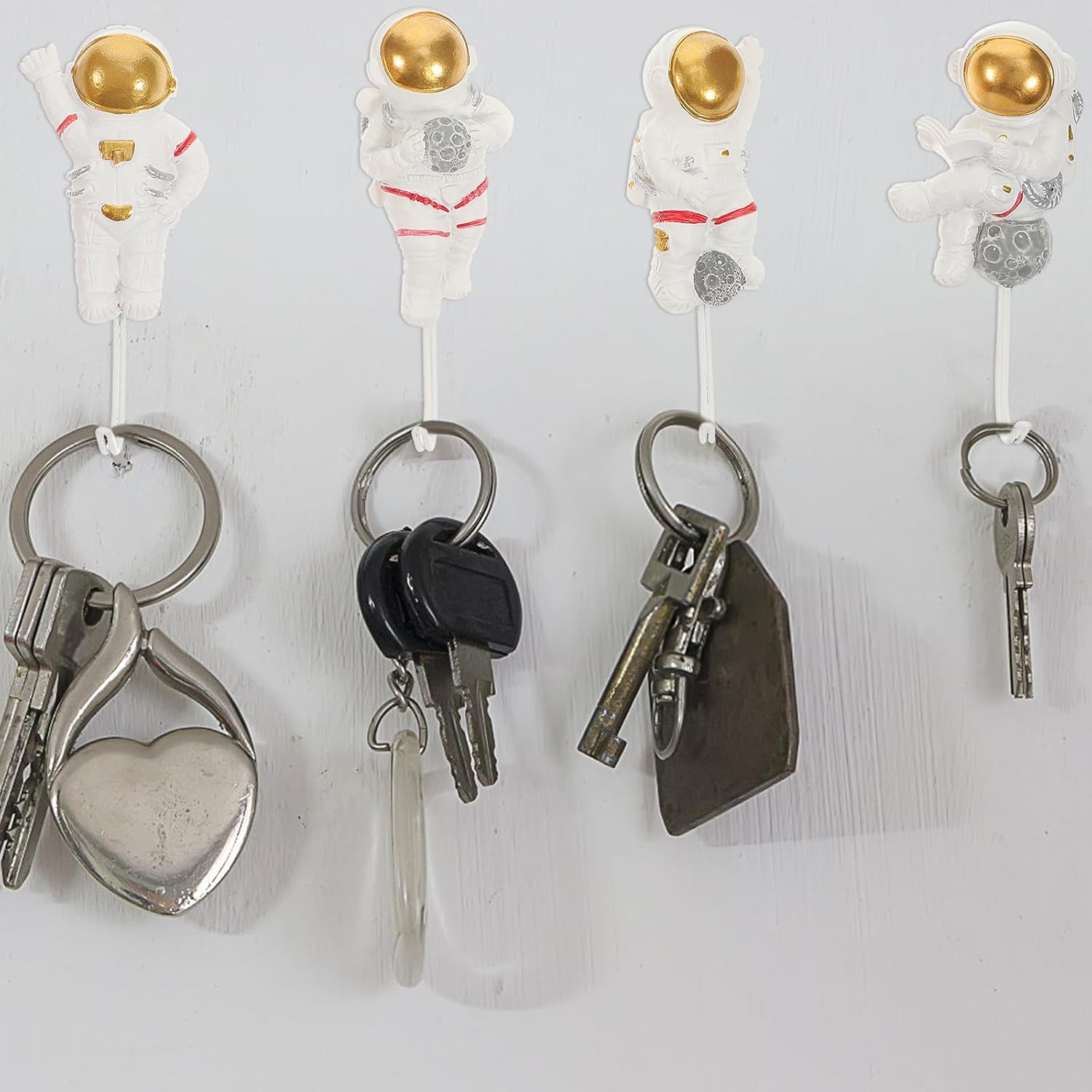 FOMIYES 4Pcs Astronaut Shape Wall Hooks 1