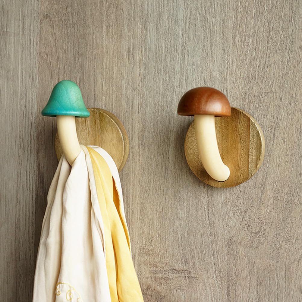 PRETYZOOM 4pcs Wooden Mushroom Wall Hooks 1
