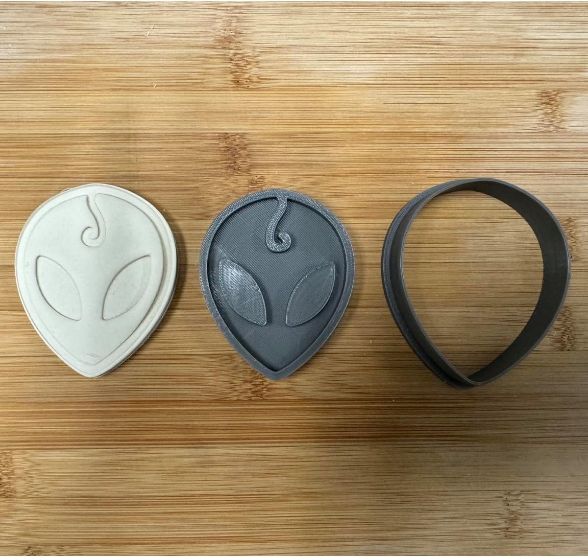Alien Cookie Cutter Stamp Set by Mighty Gadget