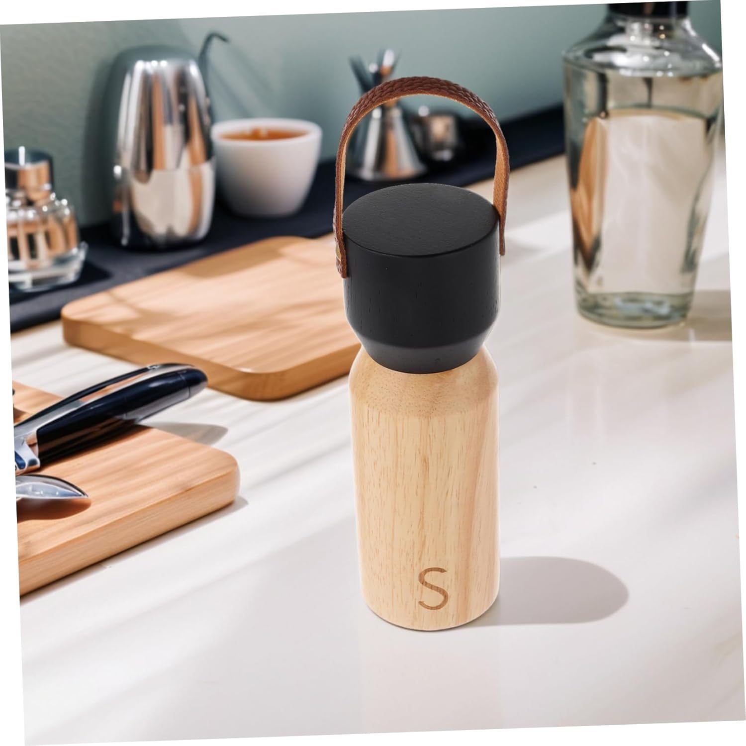 OKUMEYR Manual Wooden Pepper Grinder with Black Top