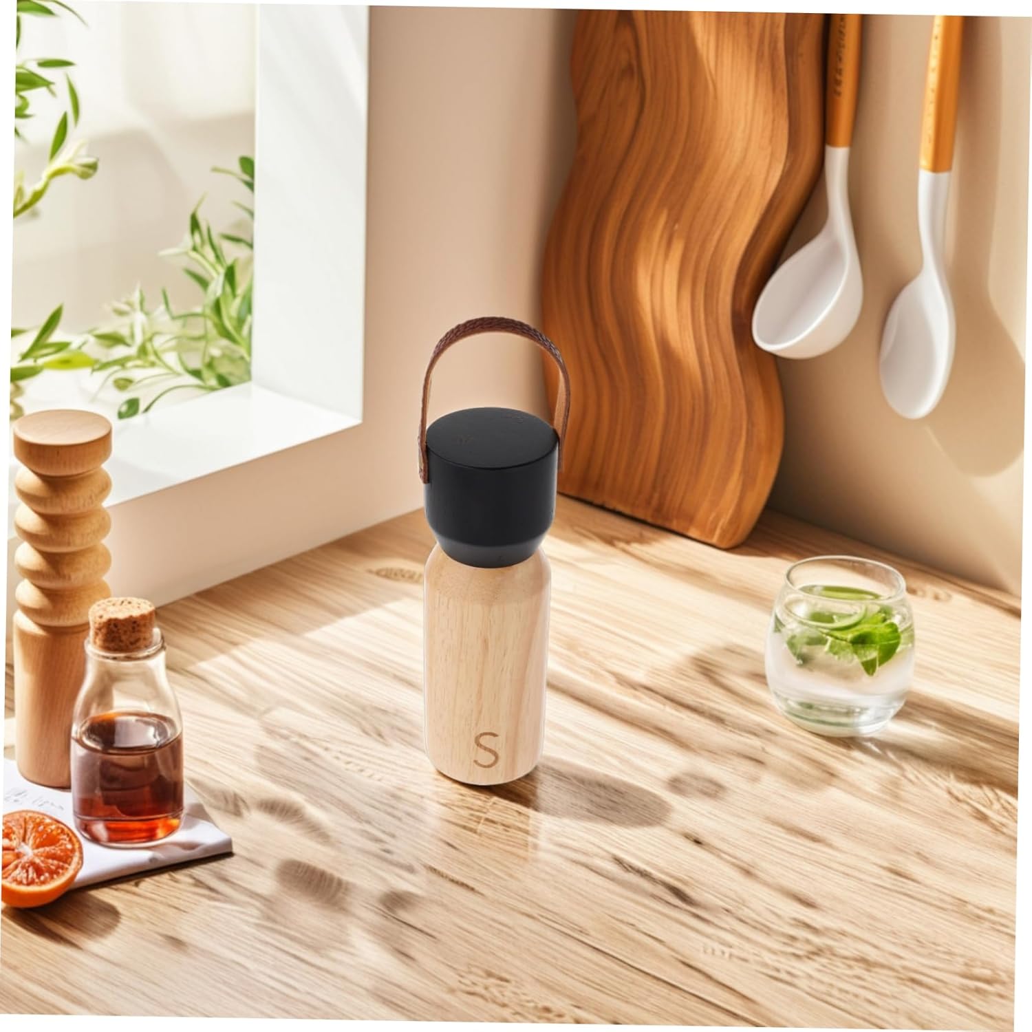 OKUMEYR Manual Wooden Pepper Grinder with Black Top