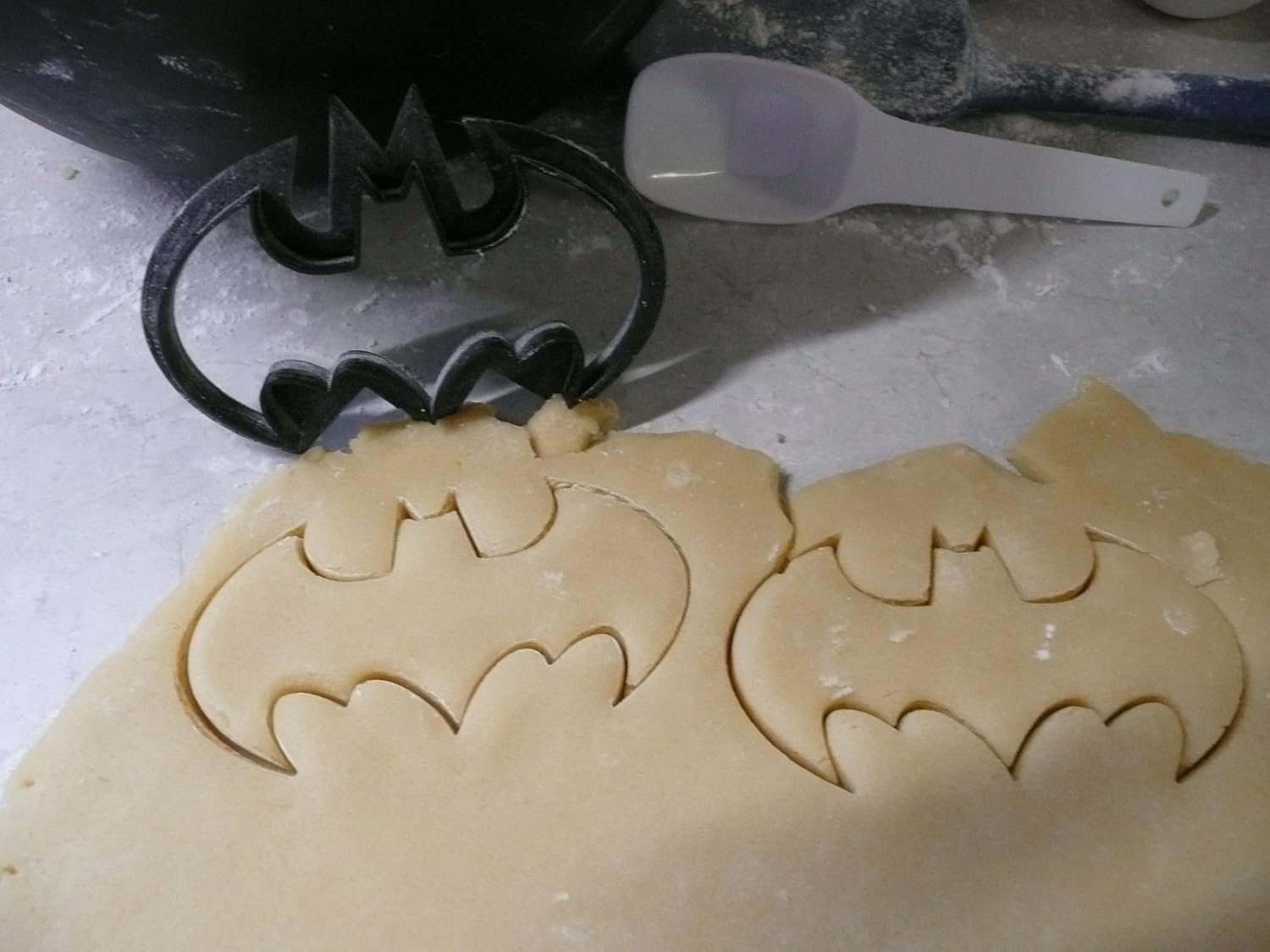 YNGLLC SUPERHEROES COMICS Cookie Cutters Set of 6
