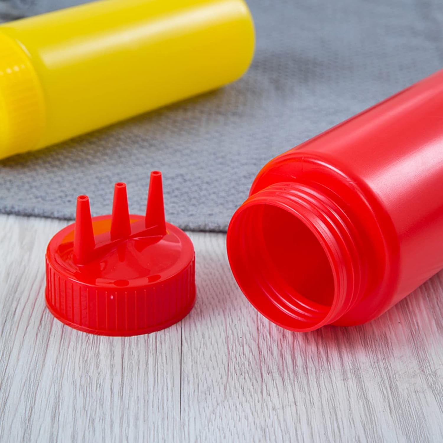 Rooyar 3-Head Squeeze Condiment Sauce Bottle Kitchen Accessory