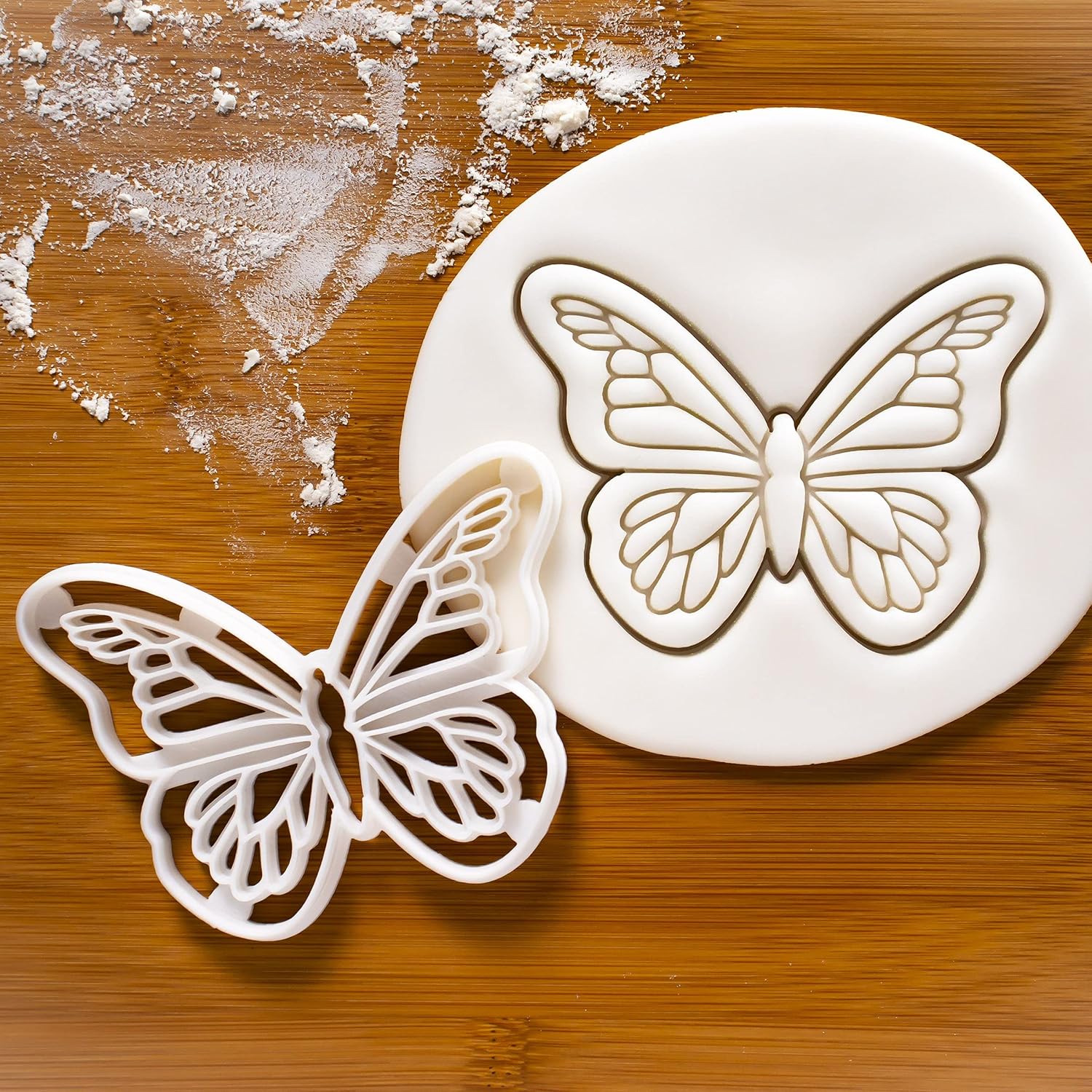 Monarch Butterfly Cookie Cutter - 1 Piece Bakerlogy